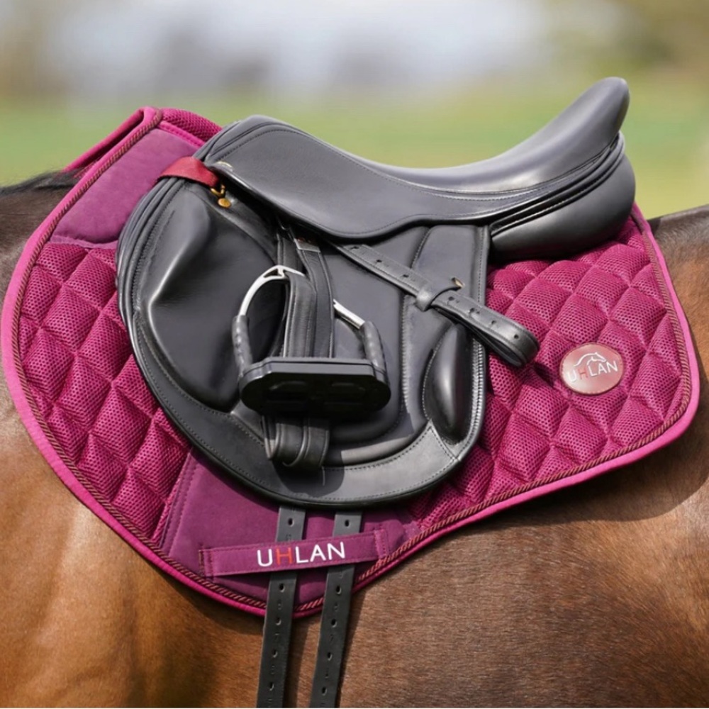 Raspberry Uhlan Saddle Pad
